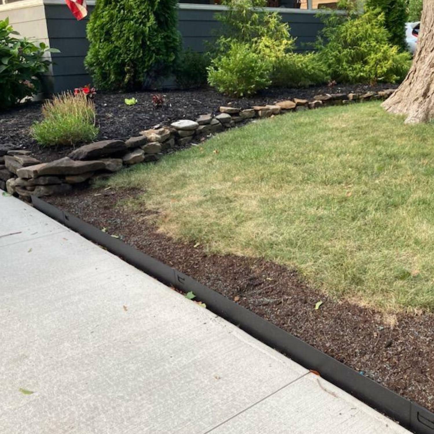 Black Steel Garden Edging 100 mm (per metre)
